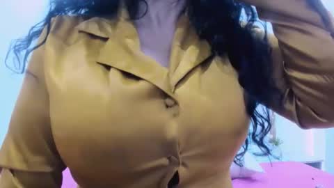 Snapshot of 00valeriasexxx chatting on 04-27-26, 07:23 Valeria online show from 04-27-26, 07:23