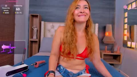 Snapshot of 01victoria chatting on 03-08-25, 12:41 01victoria online show from 03-08-25, 12:41