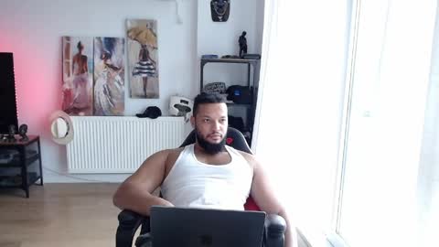 Kingsley online show from 05-13-26, 04:48