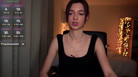 Olivia online show from 02-24-26, 01:36