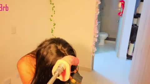 Steven  e online show from 11-17-25, 02:28