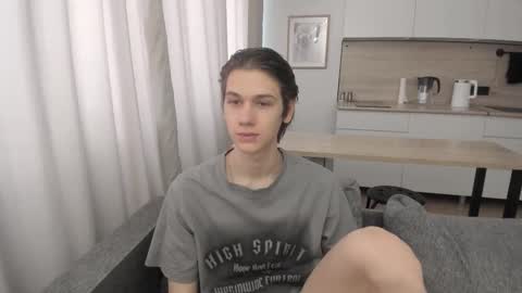 Snapshot of 0verlandd chatting on 09-22-25, 08:16 Adam online show from 09-22-25, 08:16