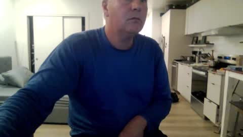 Snapshot of 1029mn chatting on 10-06-25, 04:10 Takin Profits online show from 10-06-25, 04:10