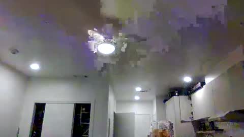 Snapshot of 1029mn chatting on 10-24-25, 03:03 Takin Profits online show from 10-24-25, 03:03