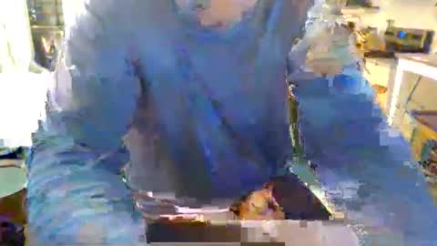 Snapshot of 1029mn chatting on 10-31-25, 04:35 Takin Profits online show from 10-31-25, 04:35