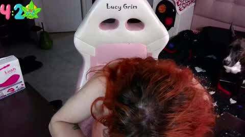 111lucygrim111 online show from 01-25-25, 01:54