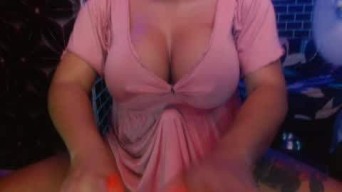  i am trixie im Your Selfsucking Mistress  online show from 07-24-26, 01:36