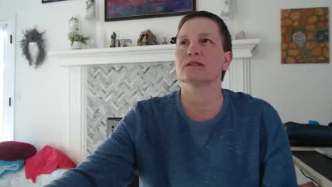 Aurora Willows online show from 04-04-26, 04:26