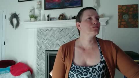 Aurora Willows online show from 04-21-26, 01:42