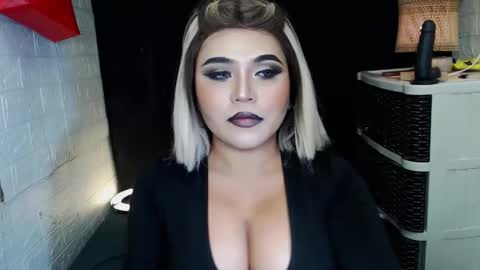 sexy kia online show from 02-18-26, 01:01