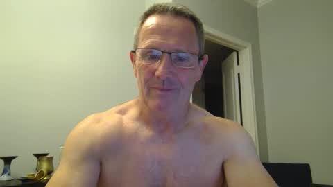 13glanmorfa online show from 03-09-26, 02:10