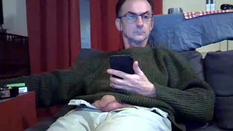Snapshot of 18remy45 chatting on 12-07-24, 09:44 18remy45 online show from 12-07-24, 09:44