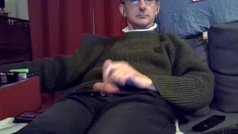 Snapshot of 18remy45 chatting on 12-11-24, 05:48 18remy45 online show from 12-11-24, 05:48