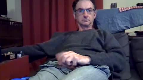 Snapshot of 18remy45 chatting on 02-03-25, 06:28 18remy45 online show from 02-03-25, 06:28