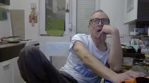 1973man online show from 02-10-26, 01:53