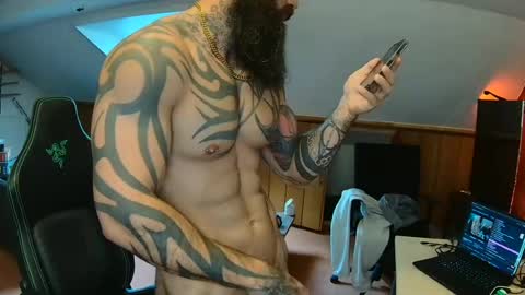 Snapshot of 19andre90 chatting on 06-18-26, 08:03 19andre90 online show from 06-18-26, 08:03