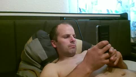 Snapshot of 19berni91 chatting on 09-27-25, 05:45 berni online show from 09-27-25, 05:45