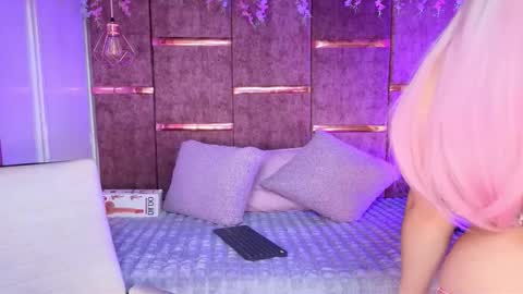 anya online show from 11-18-25, 07:29