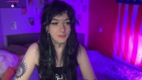 Snapshot of 1callmedistress1 chatting on 06-28-26, 04:29 Teya online show from 06-28-26, 04:29