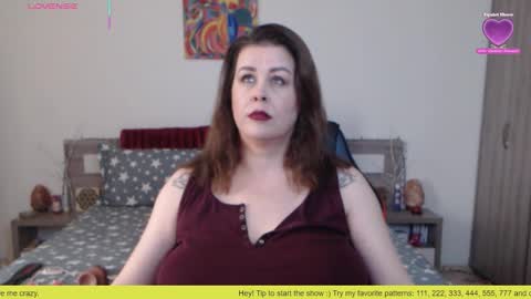 Felicity online show from 11-12-25, 08:15