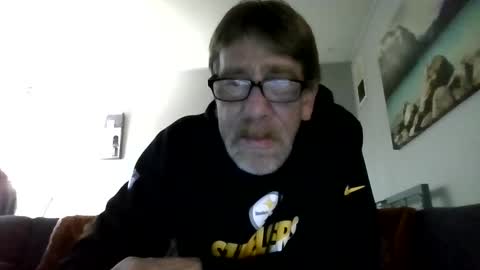 Snapshot of 1hunglo101 chatting on 11-16-25, 10:04 1hunglo101 online show from 11-16-25, 10:04