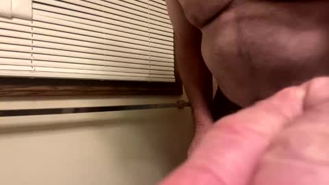 1hunglo412 online show from 01-05-26, 05:27