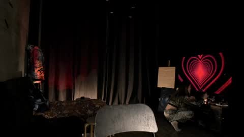 Snapshot of 1i1ypa1mer chatting on 01-17-25, 09:28 Lily 3 online show from 01-17-25, 09:28