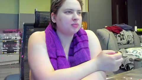 1LINDSEY1 online show from 11-04-25, 02:16