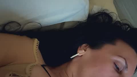 Onna online show from 01-11-26, 11:54