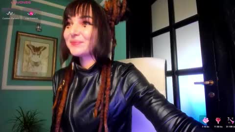 Moona  online show from 11-13-25, 11:20