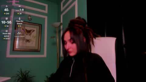 Moona  online show from 12-17-25, 03:29