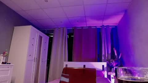 GLORYA online show from 04-16-26, 06:25