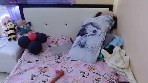 paola online show from 03-01-25, 09:37