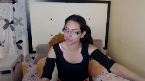 paola online show from 06-14-26, 03:19