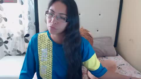 paola online show from 06-16-26, 08:44