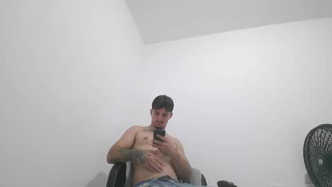 Snapshot of 1sensual chatting on 12-26-24, 06:54 1sensual online show from 12-26-24, 06:54