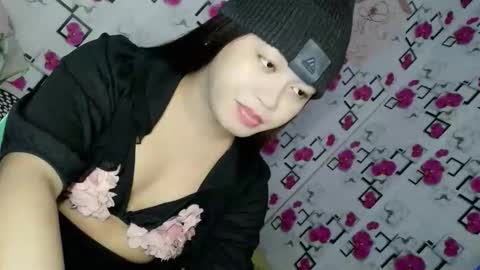 1sexy_kim69 online show from 04-15-26, 07:58