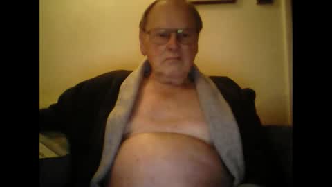 1shorty online show from 12-31-24, 07:40