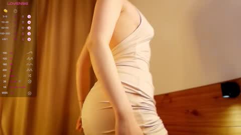 Snapshot of 1slavicdoll chatting on 10-02-25, 04:41 VICTORIA online show from 10-02-25, 04:41
