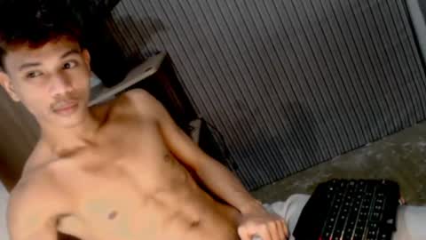 Snapshot of 1sweetloverxx chatting on 07-05-26, 10:44 1sweetloverxx online show from 07-05-26, 10:44