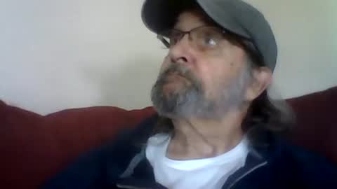 1valentine online show from 11-23-25, 07:46