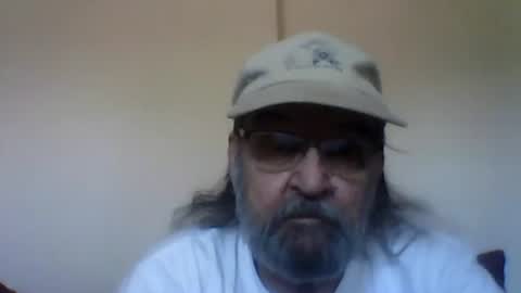 Snapshot of 1valentine chatting on 05-13-26, 07:00 1valentine online show from 05-13-26, 07:00