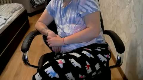 1your_hot_girls online show from 10-23-25, 06:06