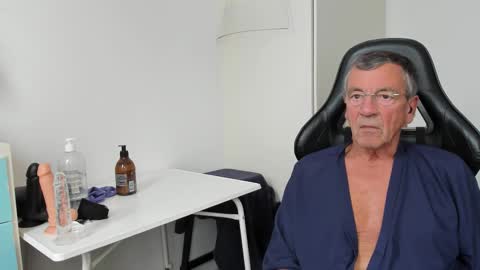 Henk online show from 10-11-25, 11:09