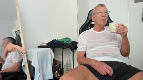 Henk online show from 07-16-26, 03:40