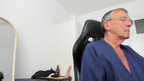 Henk online show from 07-26-26, 12:45