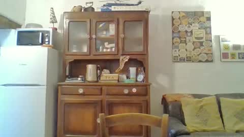 22esserre online show from 12-01-25, 12:43