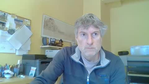 22esserre online show from 05-11-26, 02:45