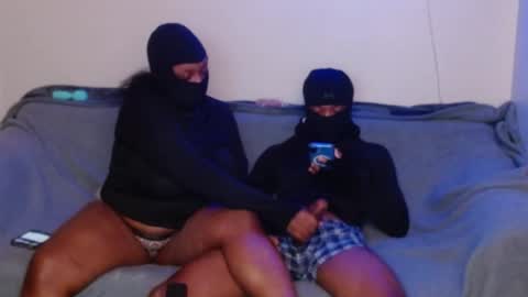 Snapshot of 23shades chatting on 09-24-25, 04:38 23shades online show from 09-24-25, 04:38