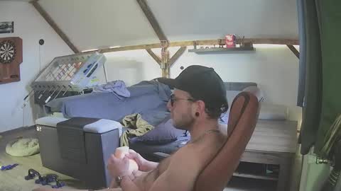 Superborec23 online show from 02-11-26, 02:22
